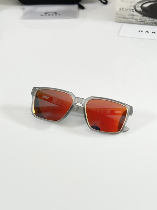 Oakley_3384_Grey_Orange_Mercury