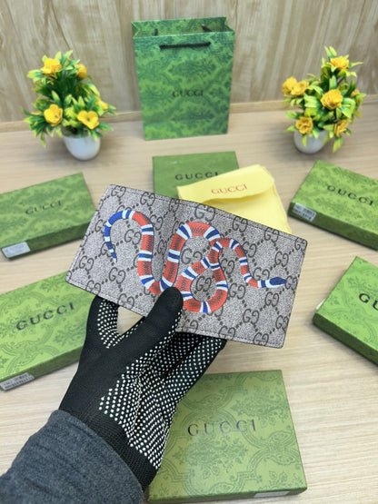GUCCI_WALLET_V658