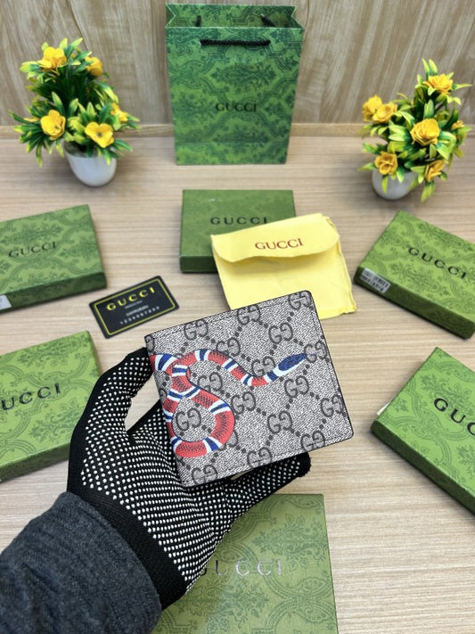 GUCCI_WALLET_V658