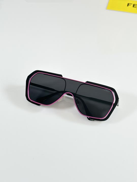 Fendi_9320_Black_Pink