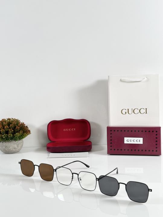 Gucci_1016_Attachment_Black_White_Black_Brown