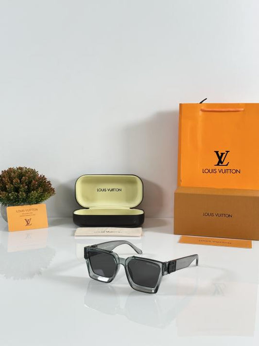 Louis_Vuitton_96006_Grey