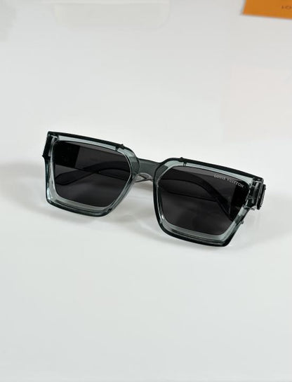 Louis_Vuitton_96006_Grey